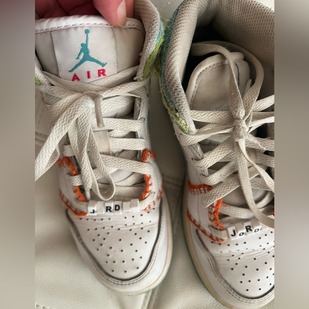 Nike Air Jordan White Multi Sneakers Size US 4.5 Y Kids - Picture 8 of 9